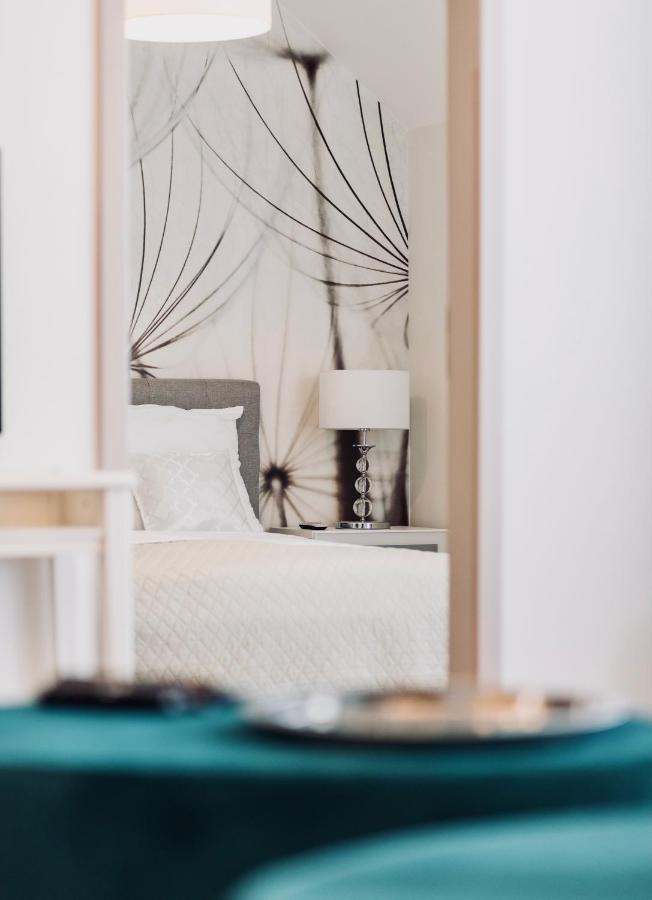Monarchia Apartman Grand Mosonmagyaróvár Zewnętrze zdjęcie