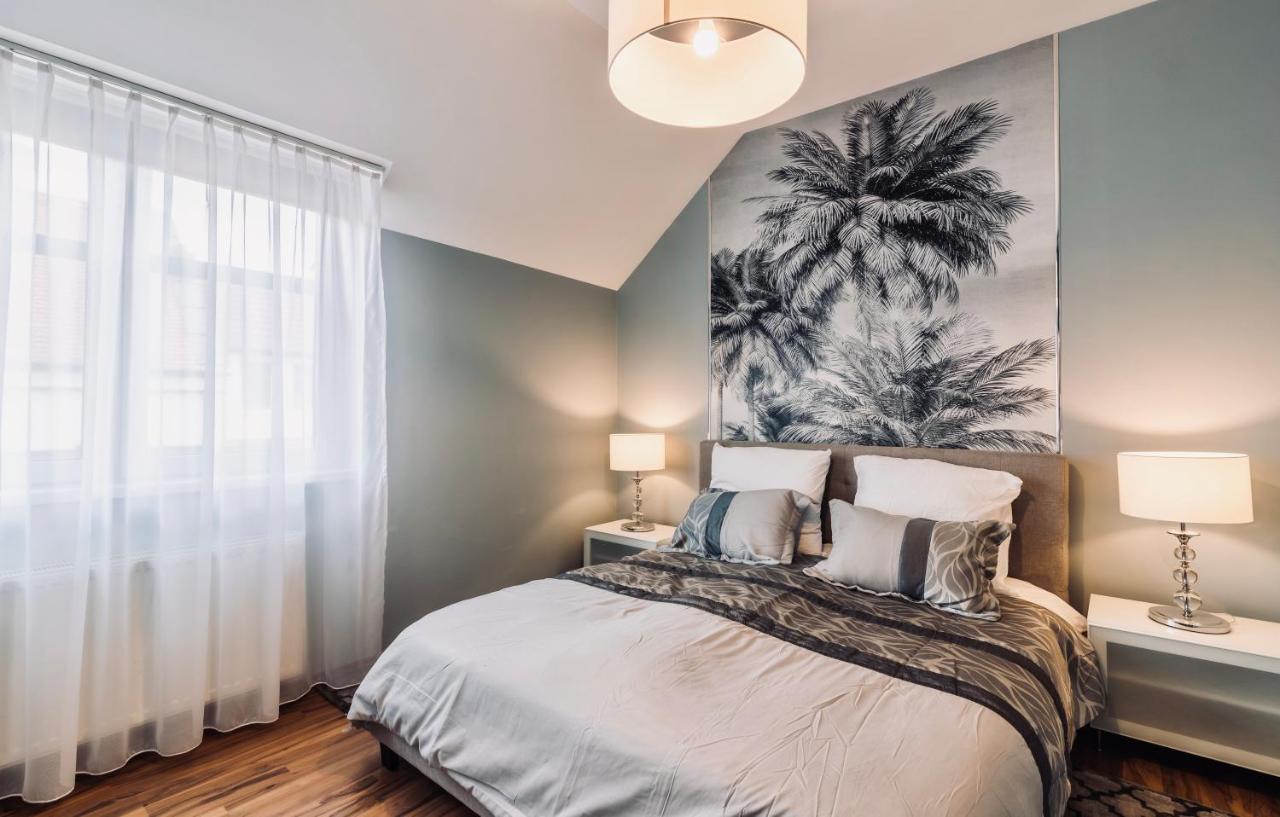 Monarchia Apartman Grand Mosonmagyaróvár Zewnętrze zdjęcie
